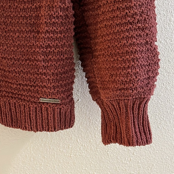 Abercrombie & Fitch Knitted Sweater - Picture 2 of 4